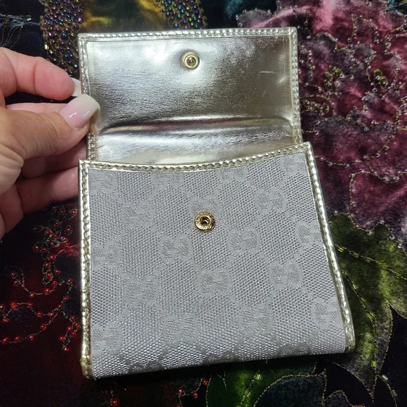 EUC Gucci Wallet - Picture 7 of 15